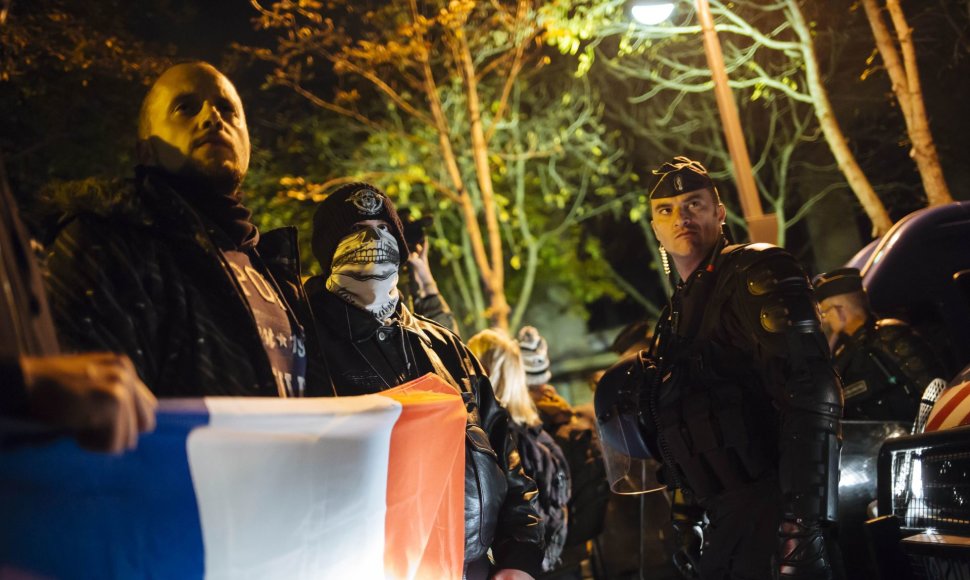 Prancūzijoje tęsėsi policijos protestai