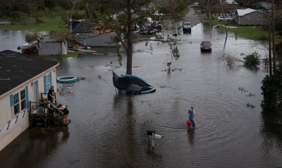 Uraganas Ida padarė „katastrofiškos“ žalos Luizianoje