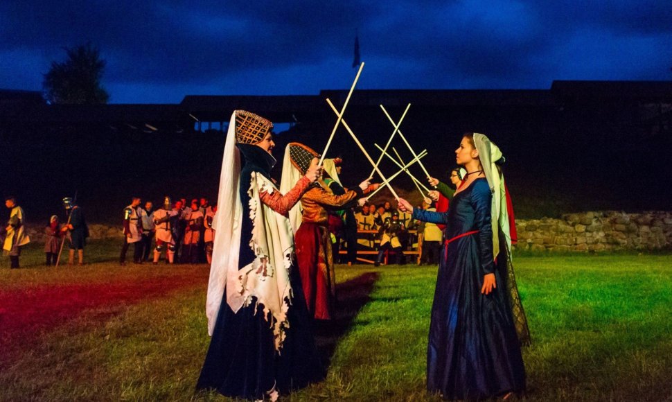 Kauno miesto muziejus kviečia išmokti viduramžių šokių