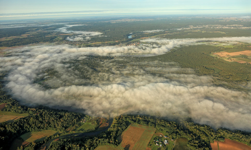 Skrydis virš Nemuno kilpų regioninio parko