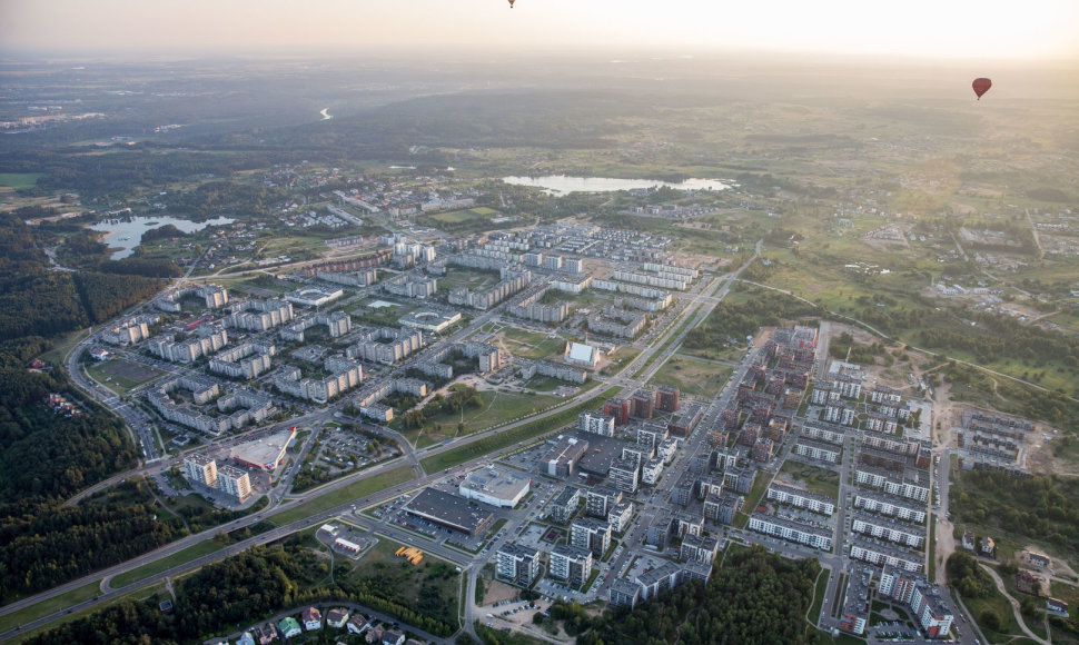 Vakarinis skrydis oro balionu virš Vilniaus