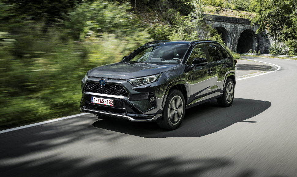 Miesto visureigis „Toyota RAV4 Plug-in Hybrid“