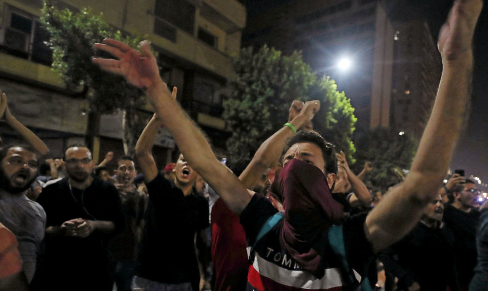 Egipte nuo antivyriausybinių protestų pradžios sulaikyti beveik 2 tūkst. žmonių