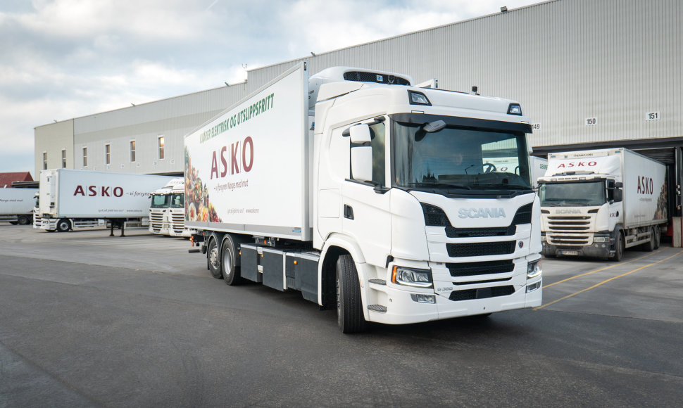 „Scania“ elektriniai sunkvežimiai skinasi kelią rinkoje