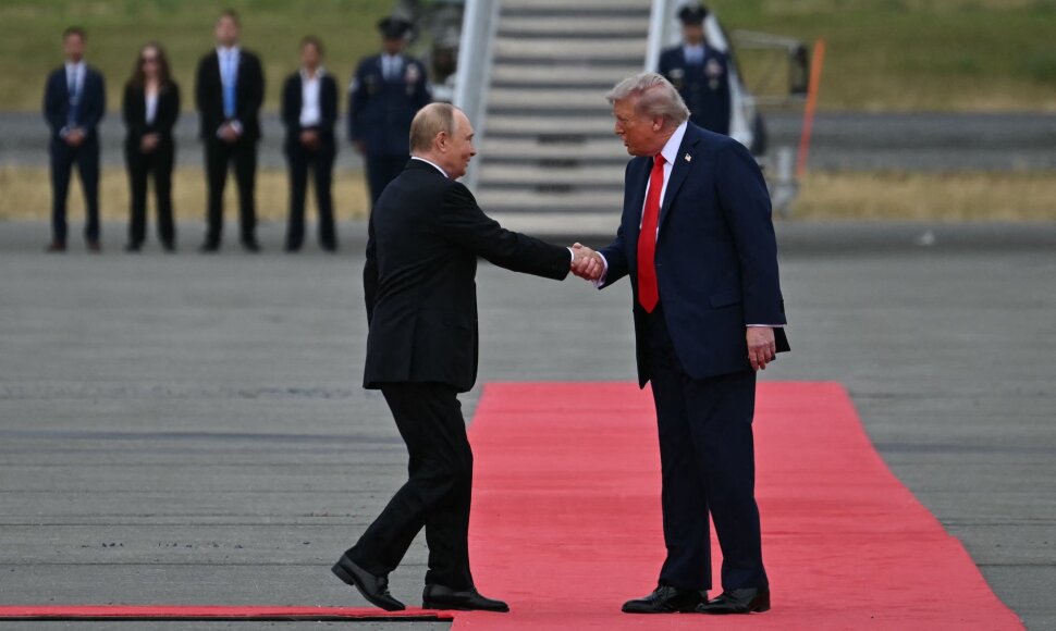 Putinas ir Trumpas susitiko Aliaskoje