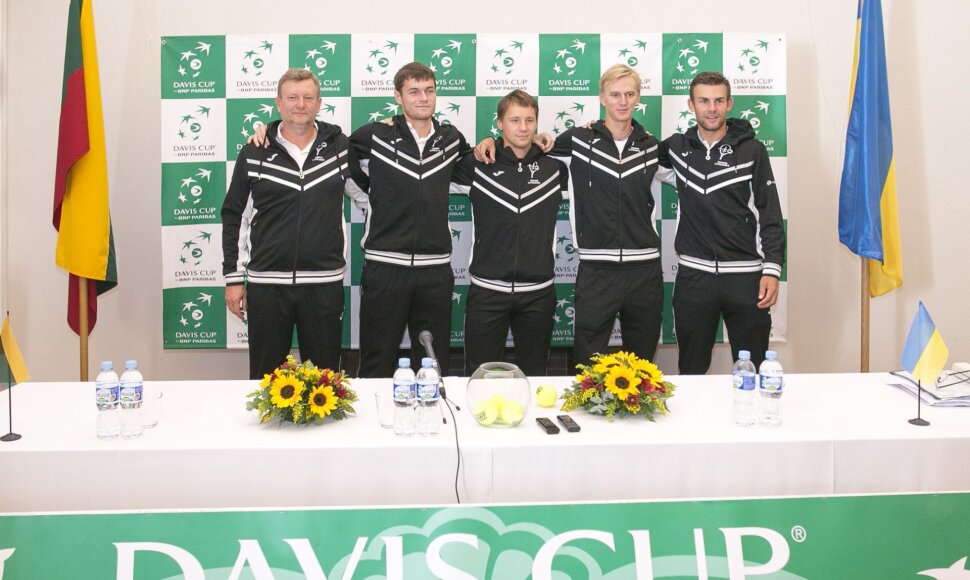 Daviso taurė: burtų traukimo ceremonija