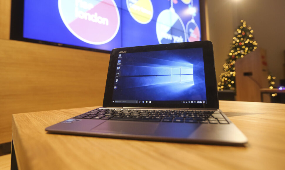 „Microsoft Lietuva“ ir „Atea“ parodė kokios grėsmės tyko vartotojų, bandant į savo kompiuterius įsidiegti nelegalią programinę įrangą.