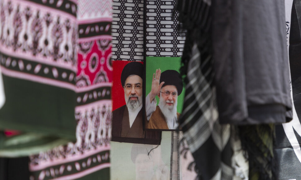 Ajatolos Ali Khamenei atvaizdai / Adil Abass / ZUMAPRESS.com