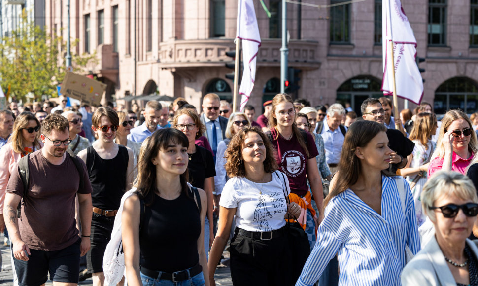 Vilniaus universiteto (VU) studentų ir bendruomenės eisena