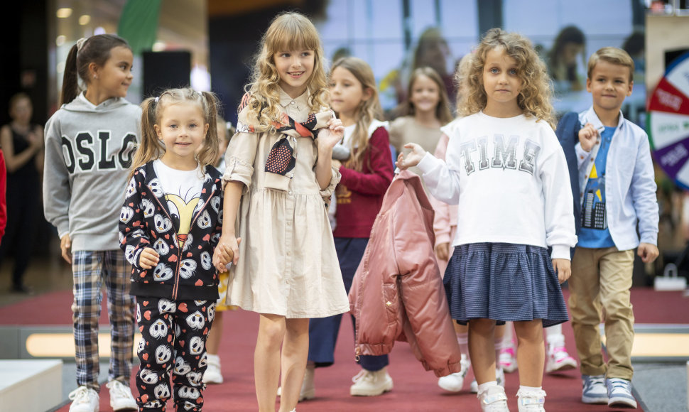 KIDZONE pristatė drabužių kolekciją vaikams „Back to school“