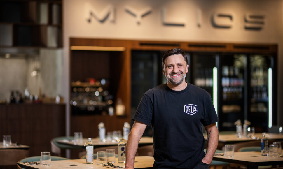 Virtuvės &scaron;efas ir verslininkas Donatas Dabrovolskas, restorano &bdquo;Mylios&ldquo; įkūrėjas ir vadovas.