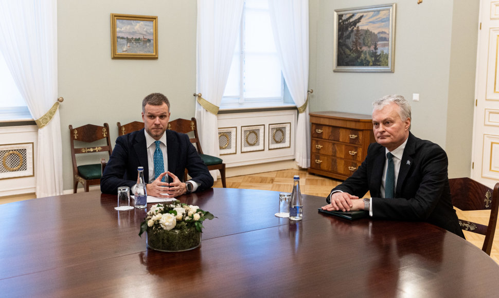 Prezidentas Gitanas Nausėda susitiko su užsienio reikalų ministru Gabrieliumi Landsbergiu