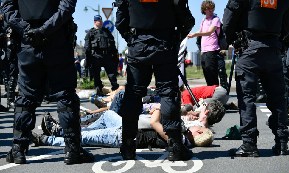 Protestas prieš NATO Briuselyje