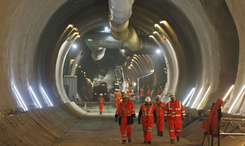 Darbininkai Londono tuneliuose
