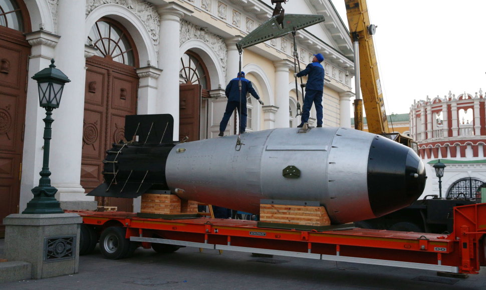 „Bombos Caro“ natūralaus dydžio maketas Rusijoje gastroliuoja po parodas