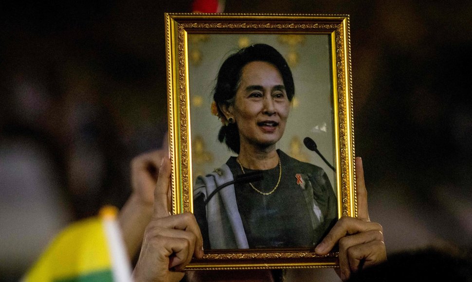  Aung San Suu Kyi atvaizdas