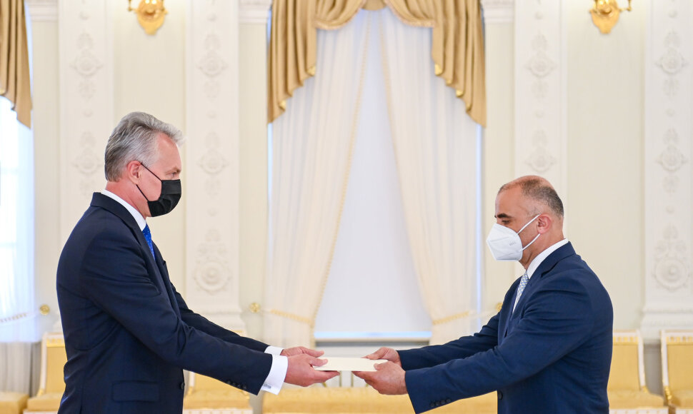 Prezidentas priėmė Armėnijos ambasadoriaus skiriamuosius raštus