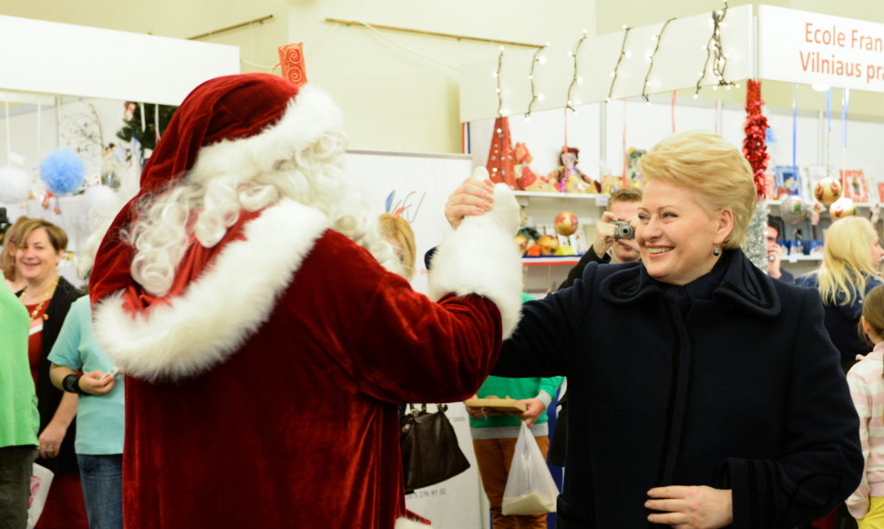 Dalia Grybauskaitė Kalėdų mugėje