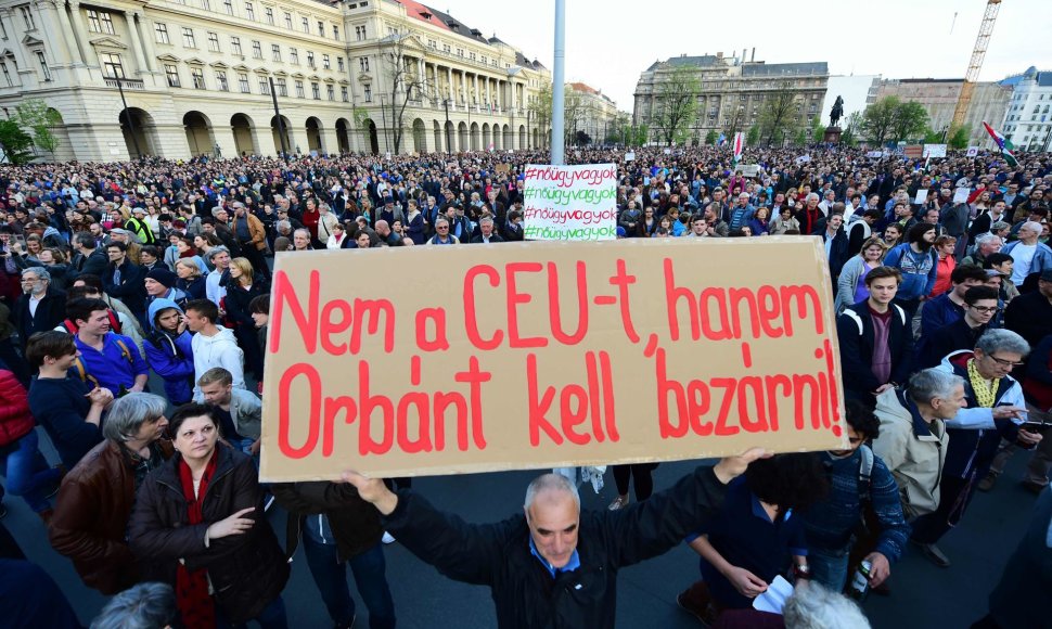 Vengrijos valdžia spaudžia Vidurio Europos Universitetą Budapešte