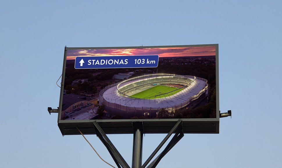 Kauno stadiono atidarymo reklama Vilniuje