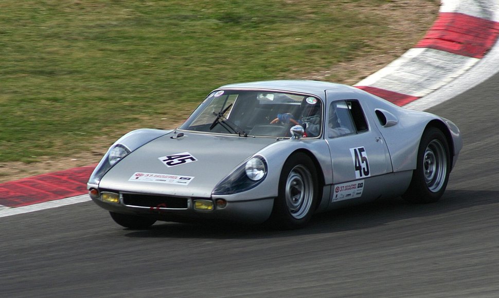 „Porsche 904“