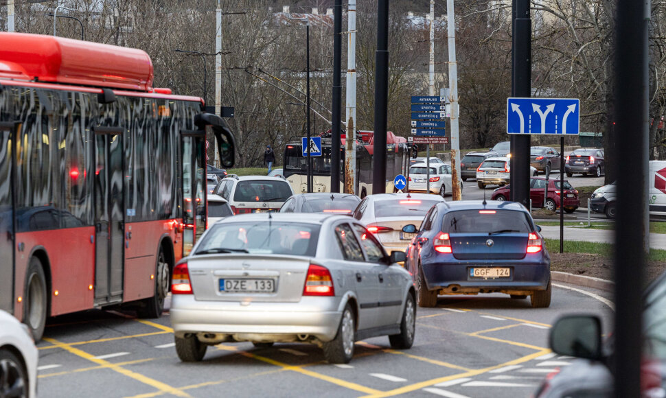 Prie&scaron;&scaron;ventinės automobilių spūstys Vilniuje