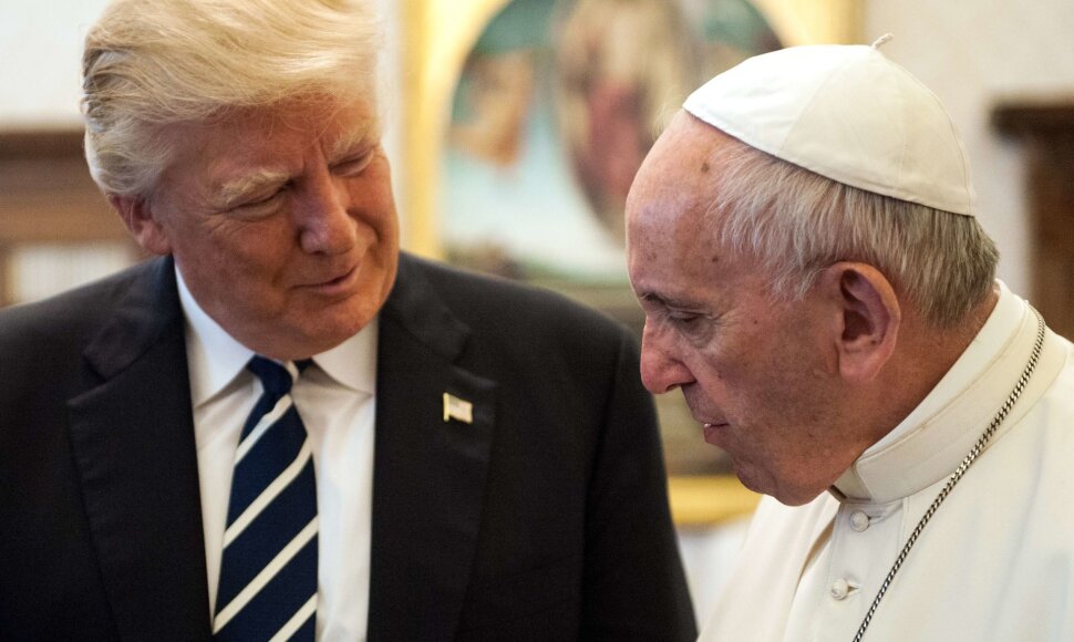 Donaldas Trumpas ir popiežius Pranciškus