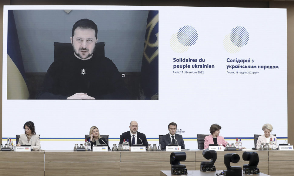 Paryžiuje vyksta tarptautinė pagalbos Ukrainai konferencija