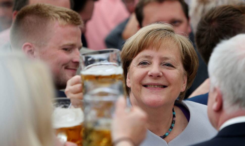 A.Merkel ir KDS virsta nebepavejama socialdemokratams