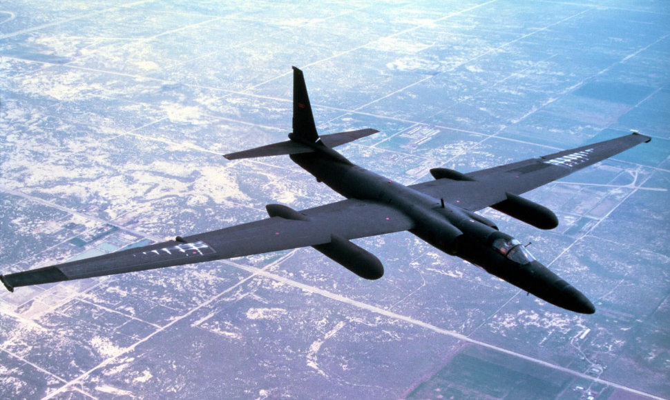 U-2, pramintas „Dragon Lady“ – „Lockheed“ korporacijos gaminamas JAV oro pajėgų žvalgybinis lėktuvas.