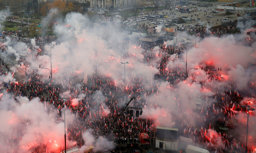 Lenkai patriotiniais renginiais mini Nepriklausomybės dieną