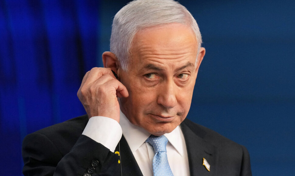 Benjaminas Netanyahu / Ariel Schalit / via REUTERS