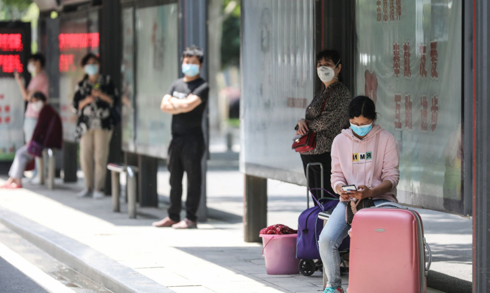 Kinijoje auga nerimas dėl naujų užsikrėtimų koronavirusu