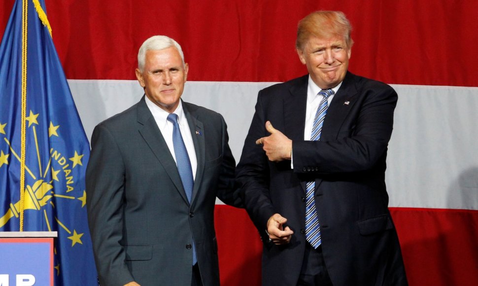 Mike'as Pence'as ir Donaldas Trumpas