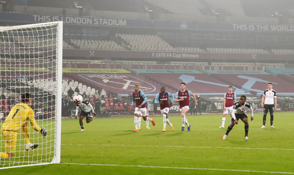 Lemtingas 11 metrų baudinys rungtynėse tarp „West Ham“ ir „Fulham“