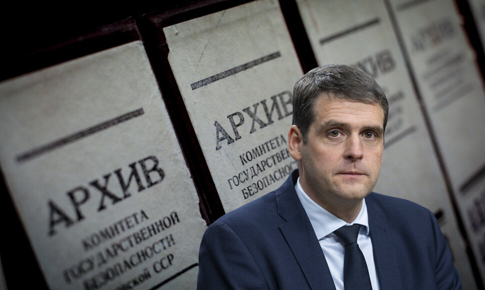 Idėja vie&scaron;inti KGB bendradarbius jau stringa: protestuoja dalis socdemų, ekspertai įspėja apie Konstitucijos laužymą