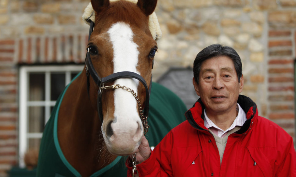 Hiroshi Hoketsu žirgas Whisper (nuotr.) mirė 2013 m.