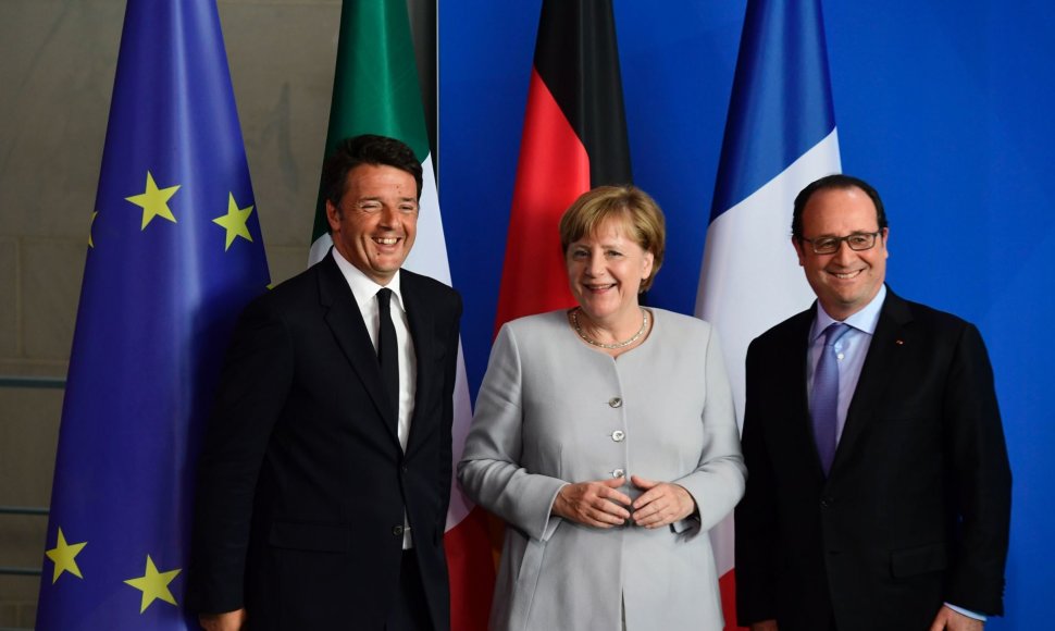 Matteo Renzi, Angela Merkel ir Francois Hollande'as