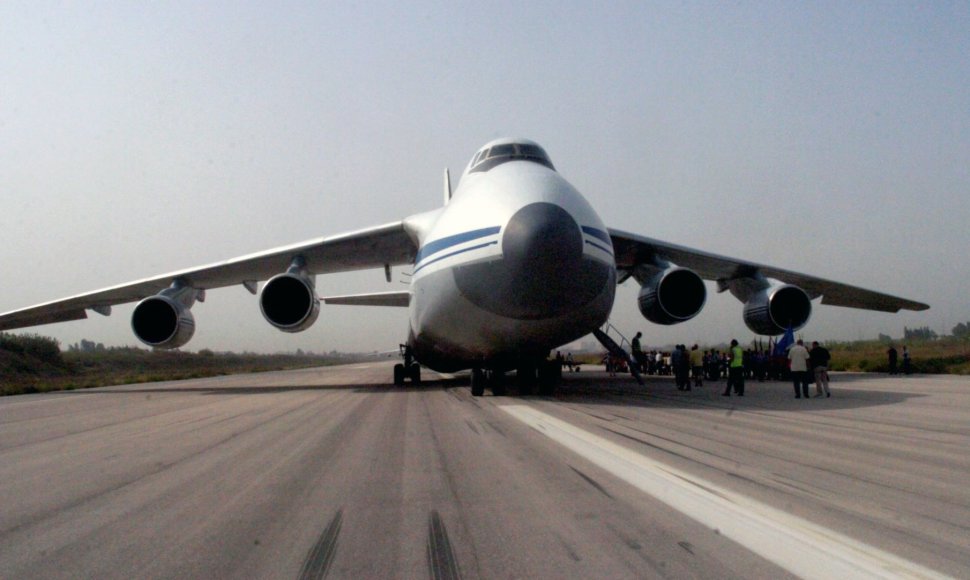 Rusijos krovininis lėktuvas Bassel al Assado oro uoste