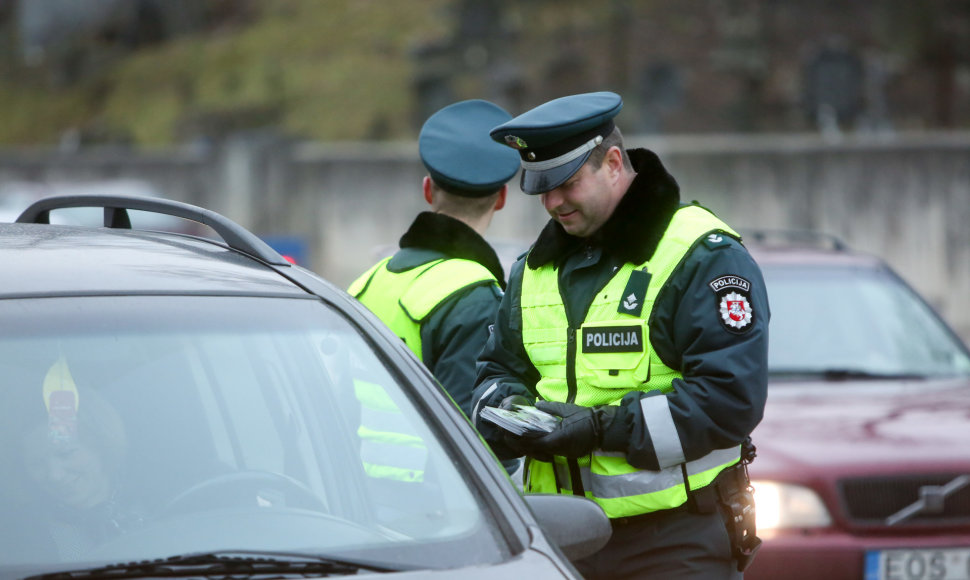 Antikorupcijos dienos proga policija surengė reidą Vilniuje