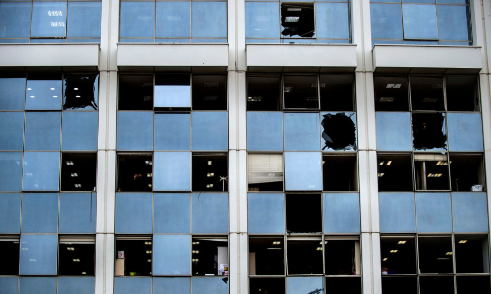 Graikijoje prie privačios televizijos redakcijos sprogo bomba