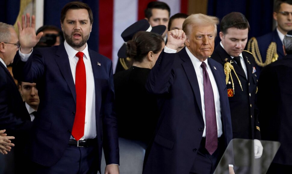 JD Vance'as ir Donaldas Trumpas