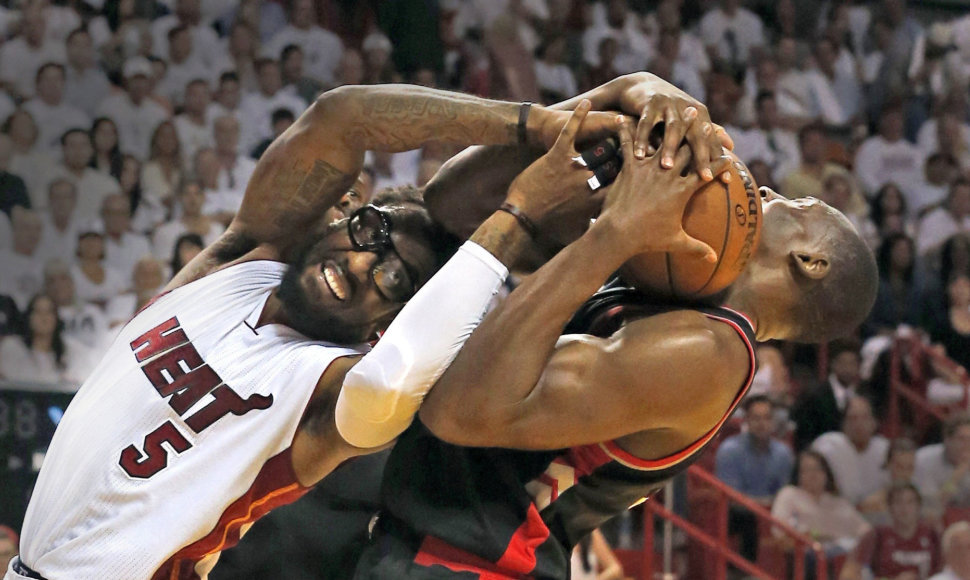 Amare'o Stoudemire'as ir Bismackas Biyombo