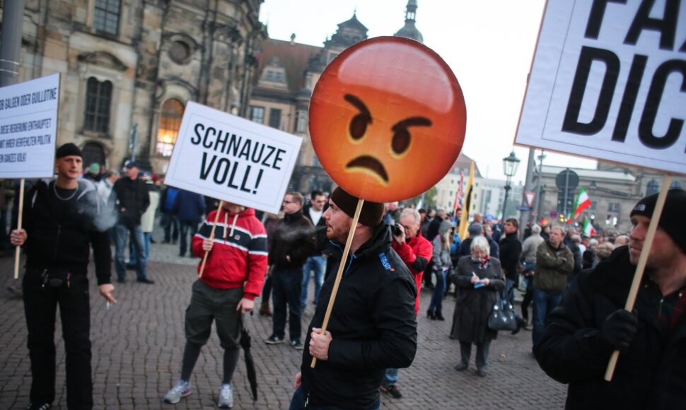 Drezdene migrantų prie&scaron;ininkų ir gynėjų protestai