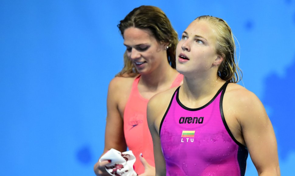 Julija Jefimova ir Rūta Meilutytė