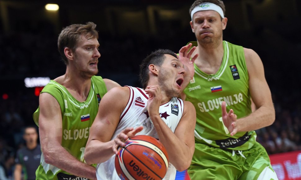 Eurobasket 2015 aštuntfinalis: Latvija - Slovėnija