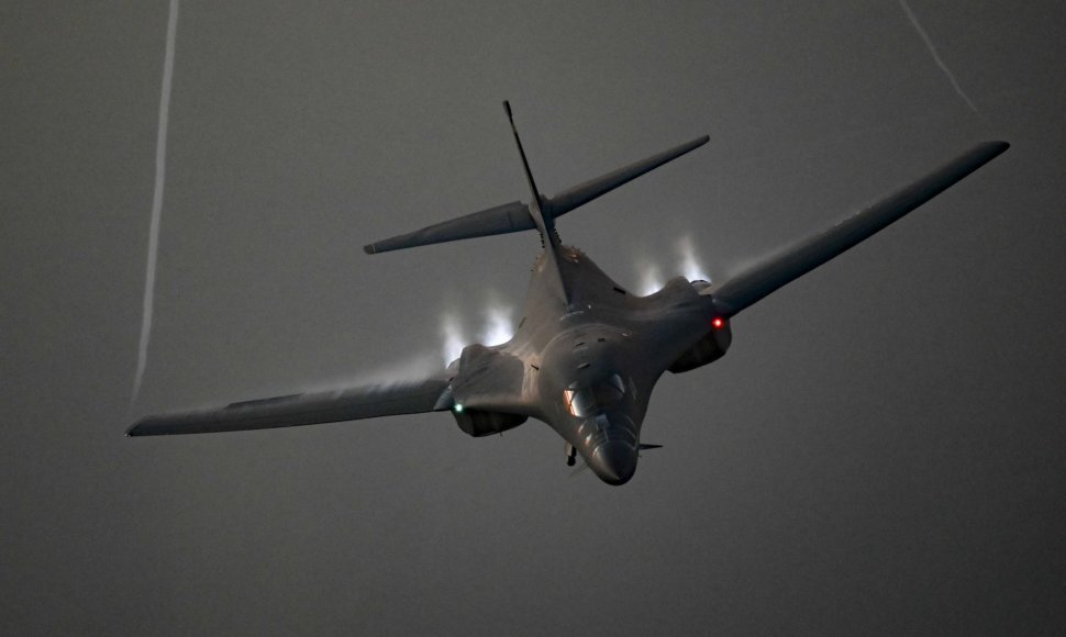 „B-1B Lancer“