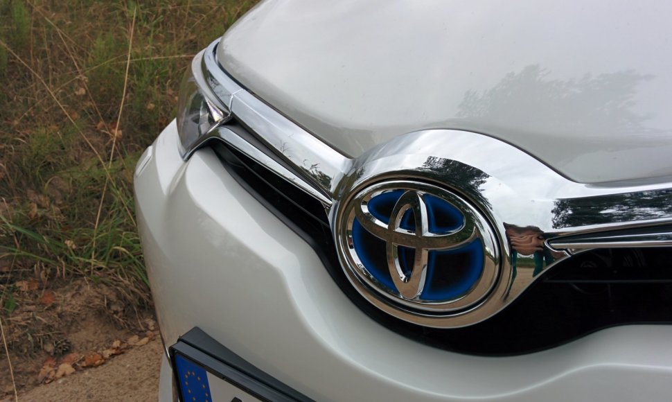 Atnaujintas „Toyota Auris“