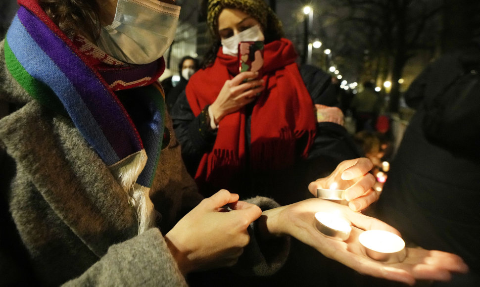 Akcija prieš abortų draudimų griežtinimą Lenkijoje