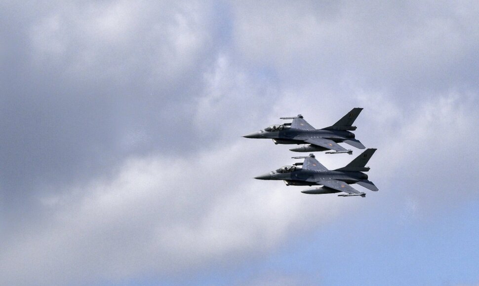 F-16 naikintuvai / IMAGO/Philip Reynaers / IMAGO/Photo News